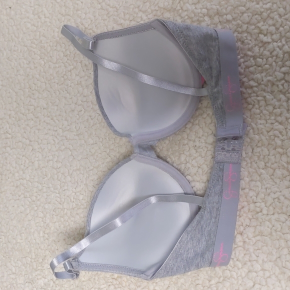 Jessica Simpson push up bra. Size 34C. New without the tag. Never been worn. - Picture 2 of 4